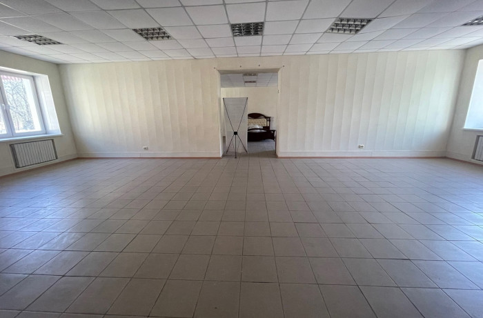 ✅АРЕНДА ПОМЕЩЕНИЯ В ЦЕНТРЕ ✅ Сдача в аренду нежилого помещения - Расположение город Харцызск , Центр - Общая площадь 120 - Этаж - 2 - Цена 50.000 А.Н "КАСКАД" + 7 949 561 49 83