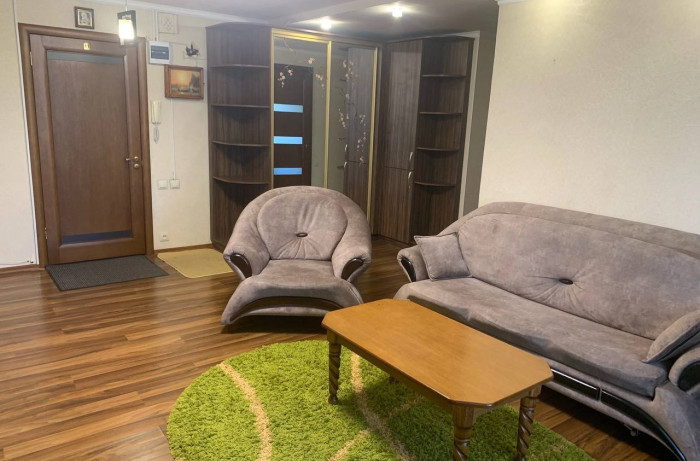 ✅ПРОДАЖА КВАРТИРЫ✅ - Месторасположение , Макеевка , мкрн Солнечный 26 - Комнат - 3 - Площадь 68 м.кв + балкон - Этаж - 2 - Этажность - 14 - Угловая, утеплена - Евро ремонт Остается вся мебель ❗❗❗ Центр Макеевки , в общем доступе всё , квартира утеплена , с ремонтом , остаётся со всей мебелью 🔅КЛЮЧИ В АГЕНТСТВЕ 🔅 - Цена 5.500.000 А.Н "КАСКАД" + 7 949 359 43 30 / + 7 949 561 49 83